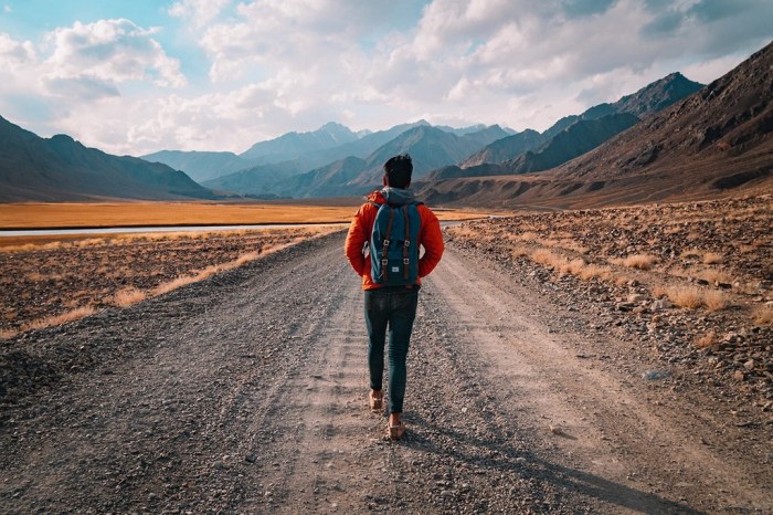 Solo traveling travel